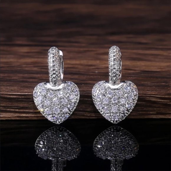 Jewelry - New Women’s Romantic Heart Diamond Earrings